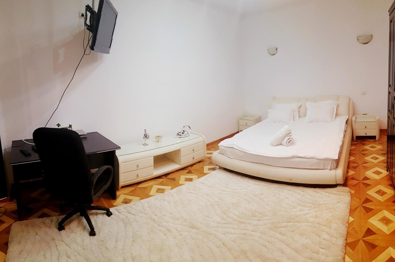 Grand Central Accomodation Sala Palatului Bucureşti Ngoại thất bức ảnh